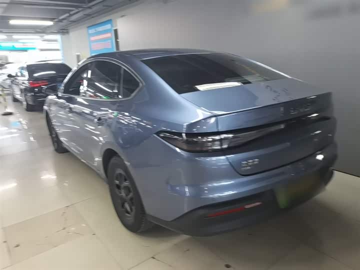BYD Seal 05 DM-i Hybrid 2025 2025款 DM-i 智驾版 55KM豪华型