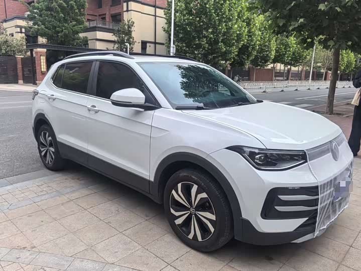 Фото 2 - Volkswagen Tharu
