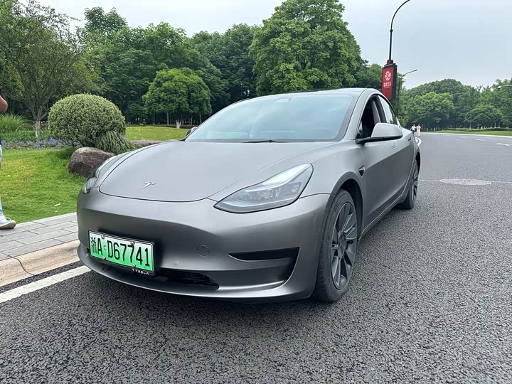 Zdjęcie 1 - Tesla Model 3