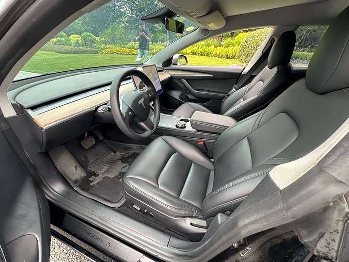 Zdjęcie 7 - Tesla Model 3