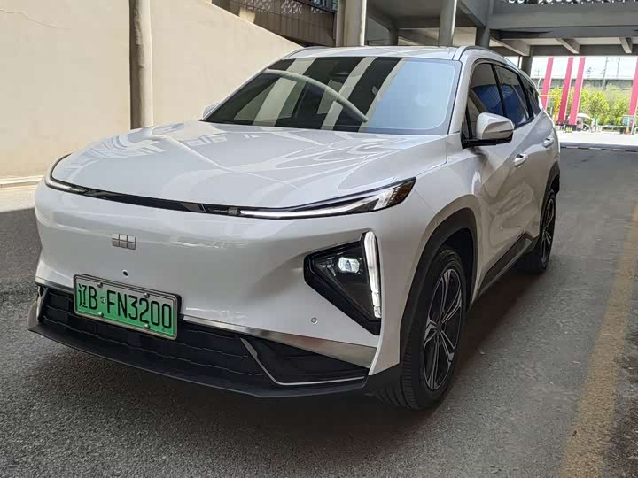 2025 Geely Galaxy L7