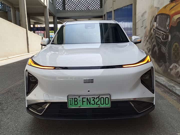 2025 Geely Galaxy L7