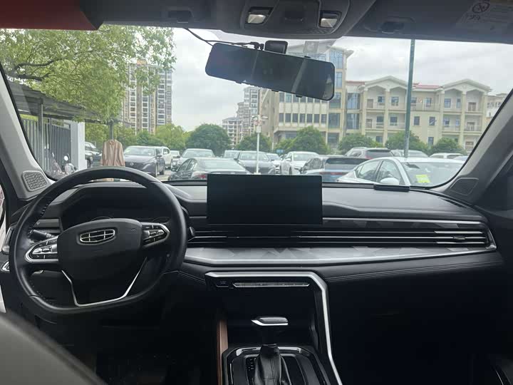 Zdjęcie 7 - Geely Vision X6