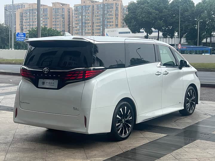 Toyota Alphard 2024 2024款 双擎 2.5L 臻享版