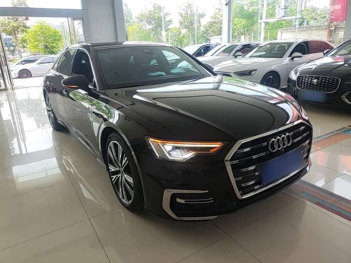 Zdjęcie 4 - Audi A6L