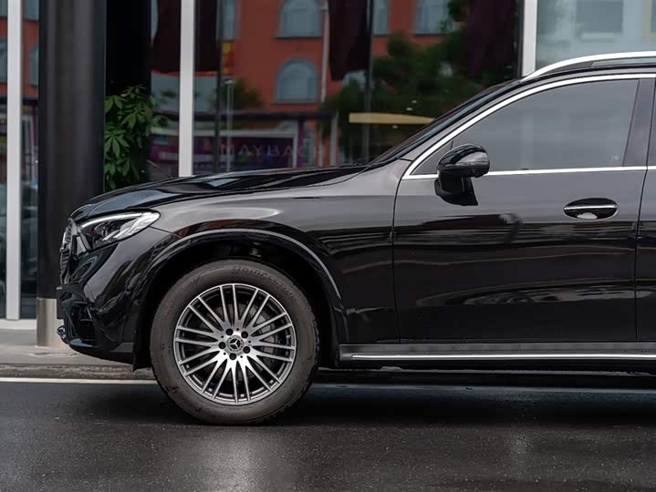 2026 Mercedes-Benz GLC-Class