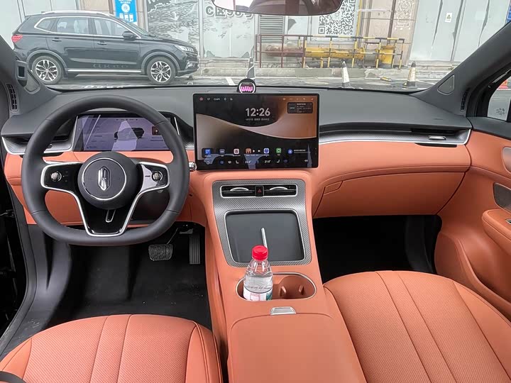 Фото 5 - Shangjie (Huawei × SAIC) H5