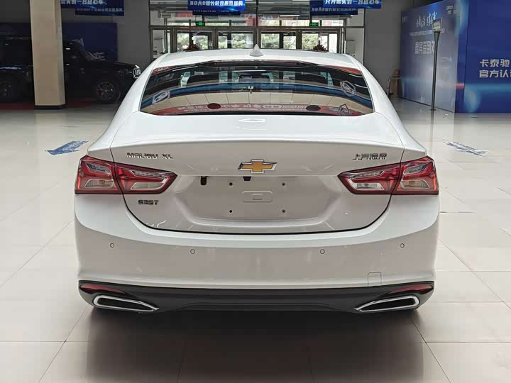 Фото 8 - Chevrolet Malibu XL