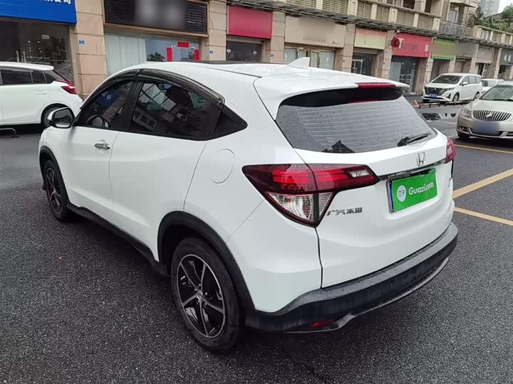 Photo 5 - Honda Vezel