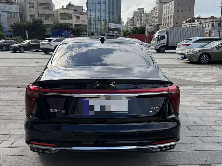 صورة 5 - Hongqi H5