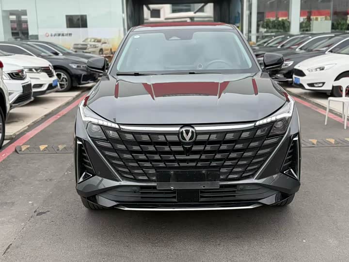 Changan UNI-Z 2025 2025款 1.5T 豪华型