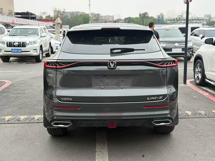 Changan UNI-Z 2025 2025款 1.5T 豪华型