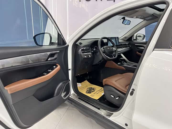 Geely Vision X6 2021 2021款 PRO 1.4T 自动尊贵型