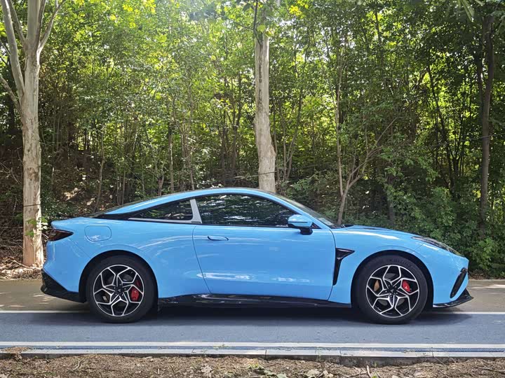 Hozon GT 2023 2023款 580 AWD 运动版