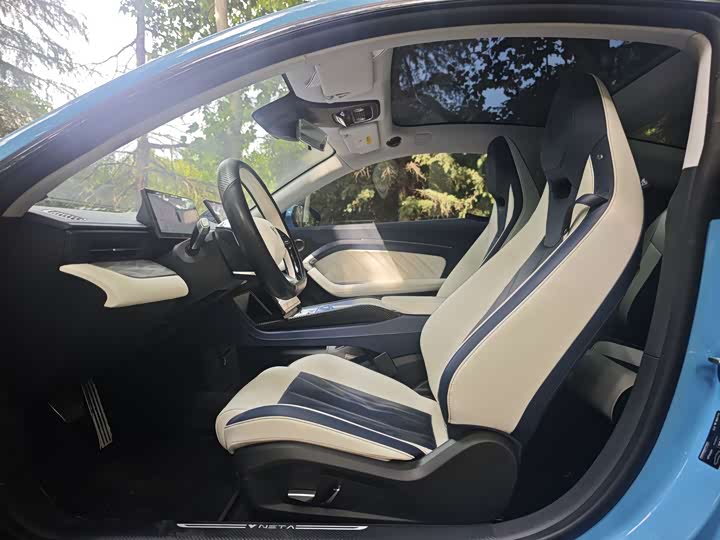 Hozon GT 2023 2023款 580 AWD 运动版