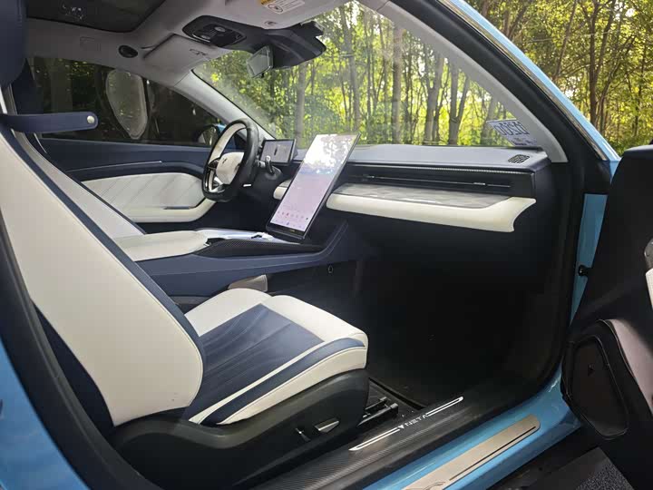 Hozon GT 2023 2023款 580 AWD 运动版