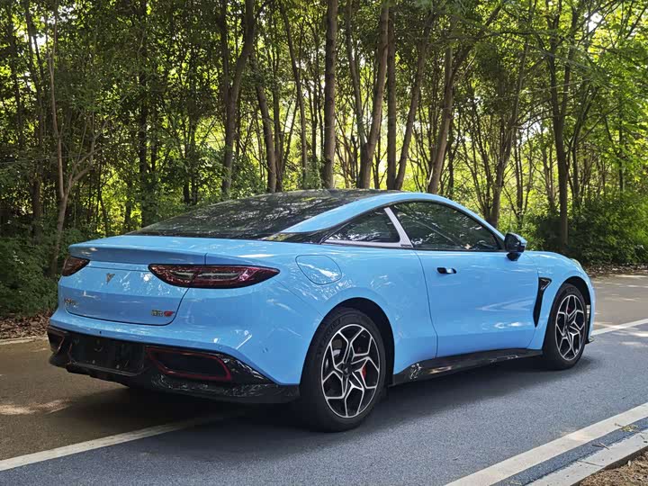 Hozon GT 2023 2023款 580 AWD 运动版