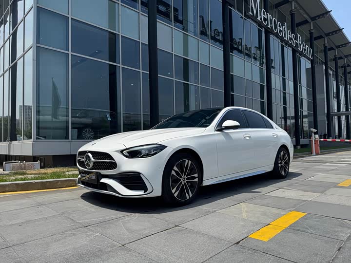 Фото 1 - Mercedes-Benz C-Class Hybrid