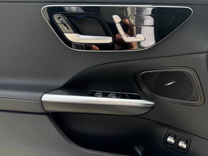 Фото 6 - Mercedes-Benz C-Class Hybrid