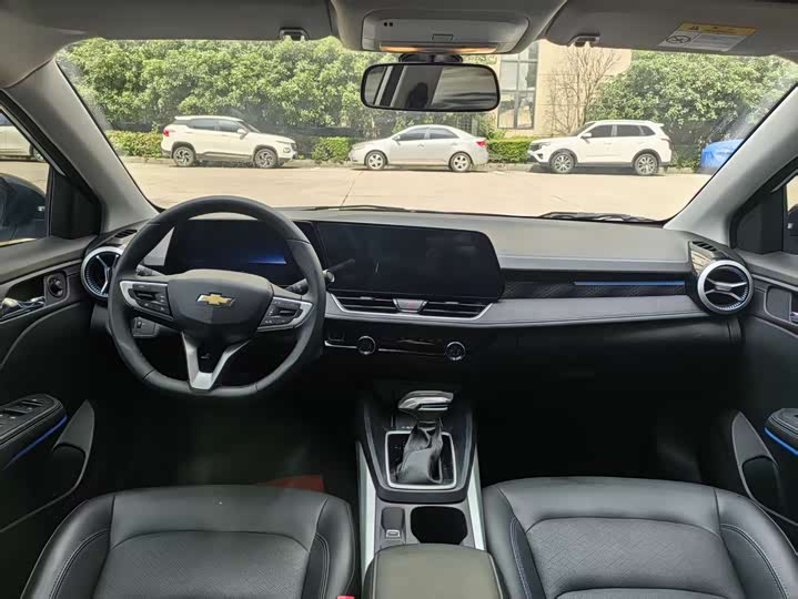 Chevrolet Monza 2023 2023款 1.3T 轻混自动尊享版