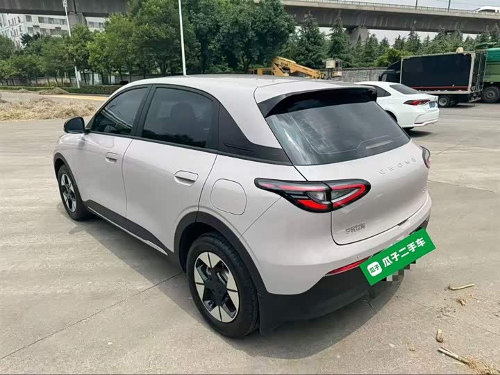Фото 5 - Geely Galaxy Geome