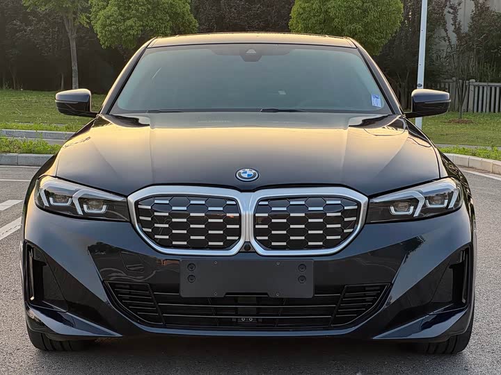 Zdjęcie 2 - BMW i3