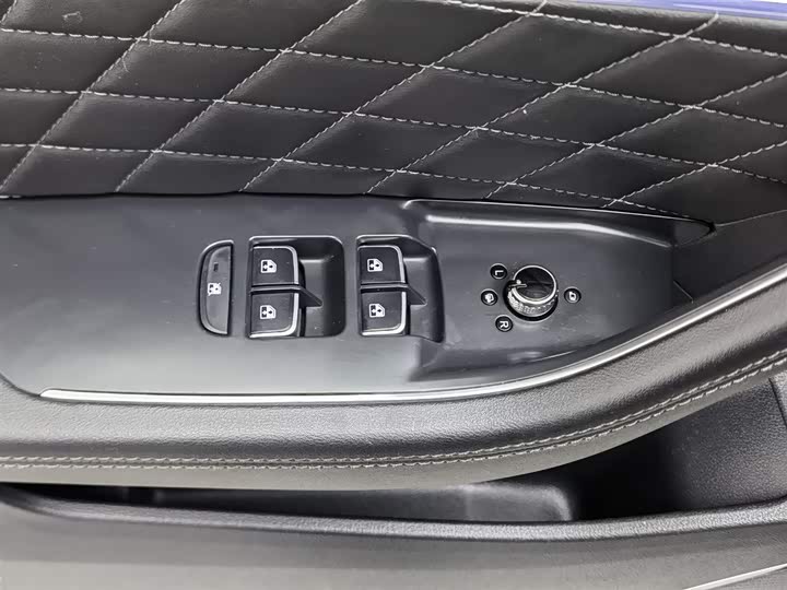 Hongqi HS5 2019 2019款 2.0T 智联旗享版