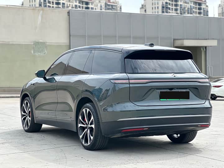 Фото 6 - Nio ES8