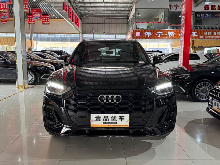 Фото 2 - Audi Q5L