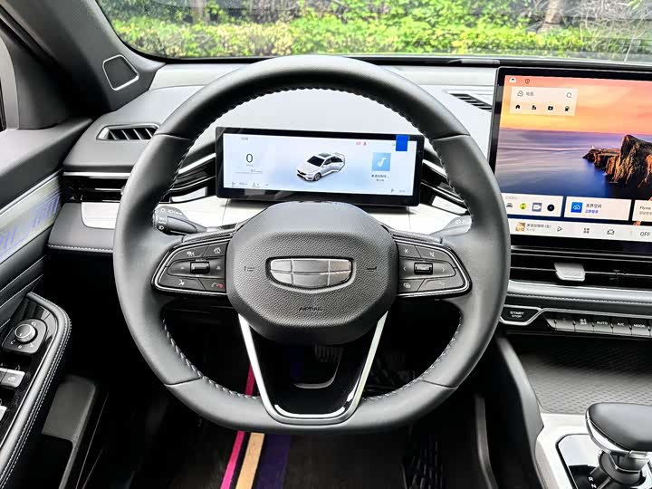 Фото 6 - Geely Preface