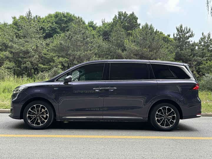 Roewe iMax 8 2021 2021款 400TGI 旗舰版
