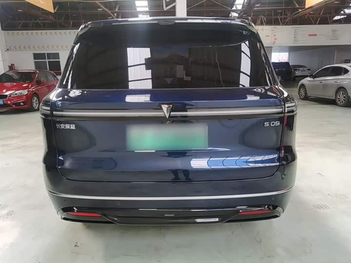 Changan Deepal S09 2025 2025款 四驱Ultra+ 高定版
