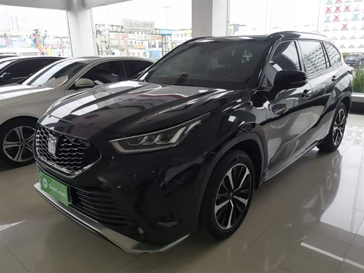 Фото 2 - Toyota Crown Kluger