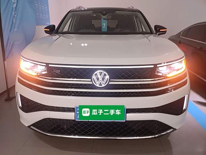 Volkswagen Tavendor 2023 2023款 380TSI 四驱R-Line巡游版