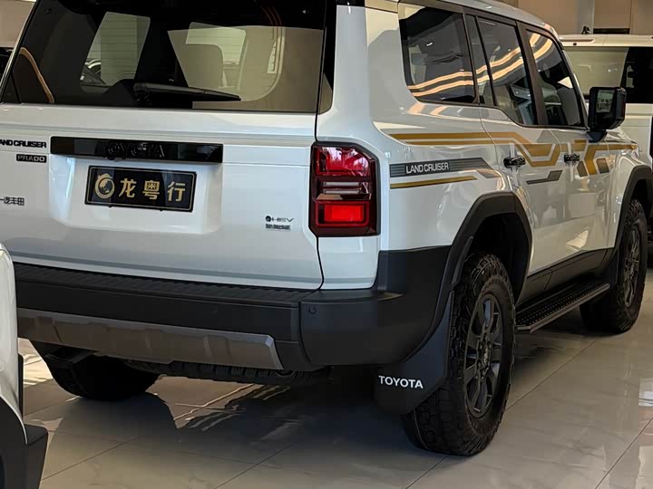 Toyota Prado 2026 2026款 2.4T 悍野WX版 5座