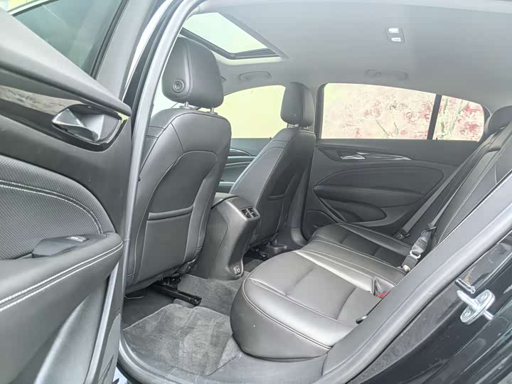 Zdjęcie 5 - Buick Regal
