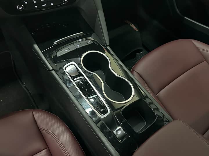Buick Regal 2025 2025款 28T 纵享版