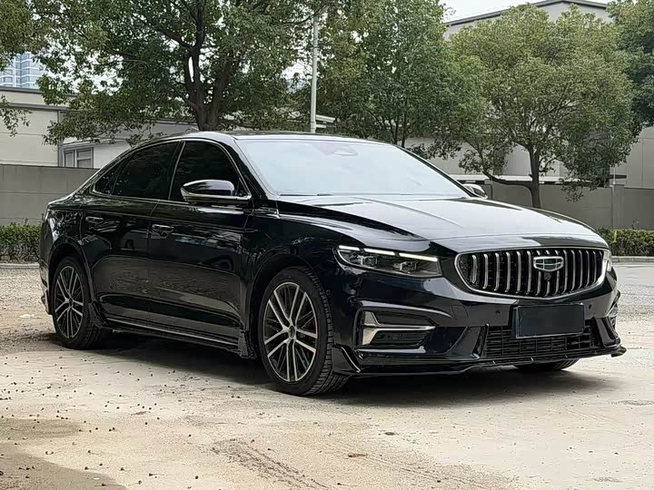 Фото 3 - Geely Preface