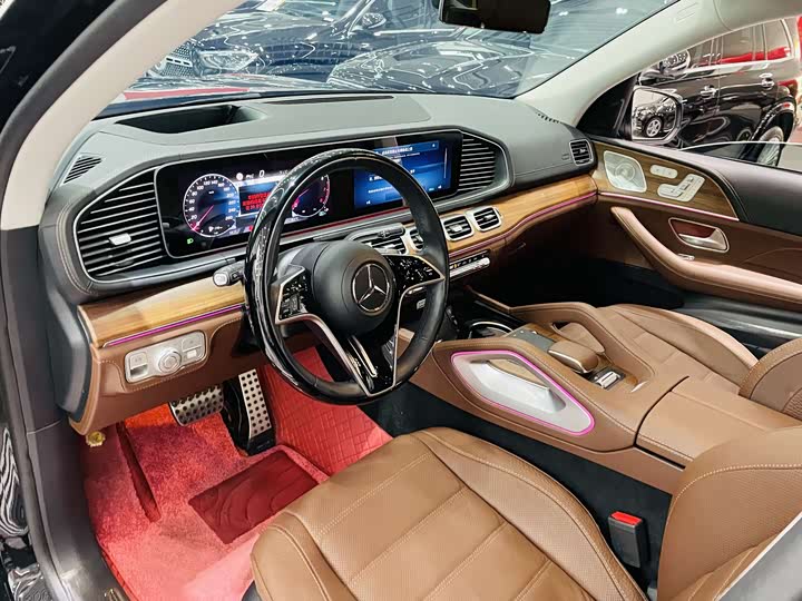 Фото 9 - Mercedes-Benz GLS-Class