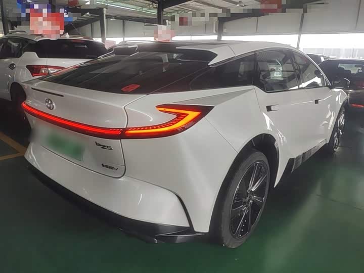 Toyota bZ5 2025 2025款 550 PRO