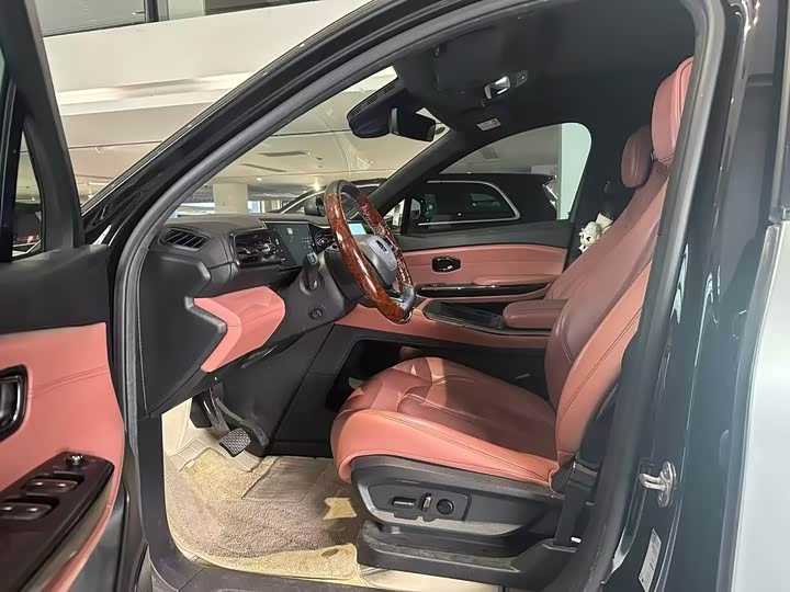 Фото 4 - Nio EC6