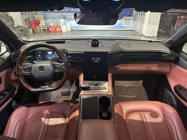 Фото 5 - Nio EC6