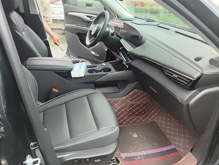 Фото 8 - Buick Envision Plus