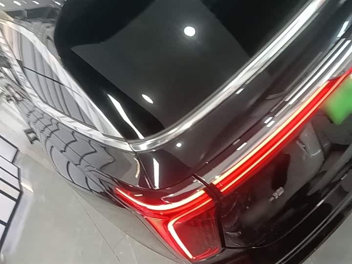 Hongqi E-HS9 2022 2022款 660km 旗畅版 六座
