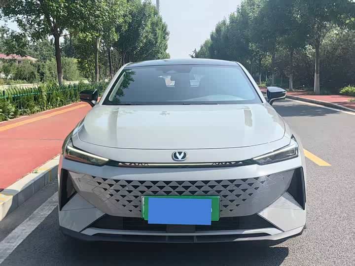 2024 Changan UNI-V Hybrid