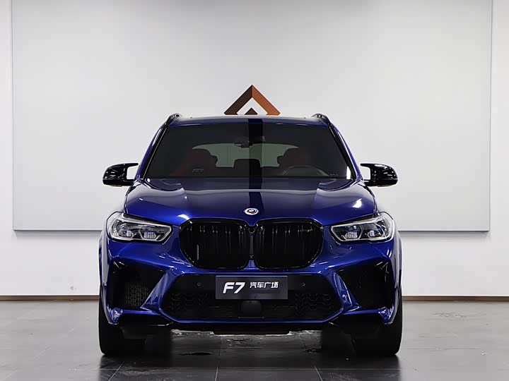 Фото 2 - BMW X5 M