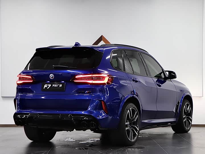 Фото 6 - BMW X5 M