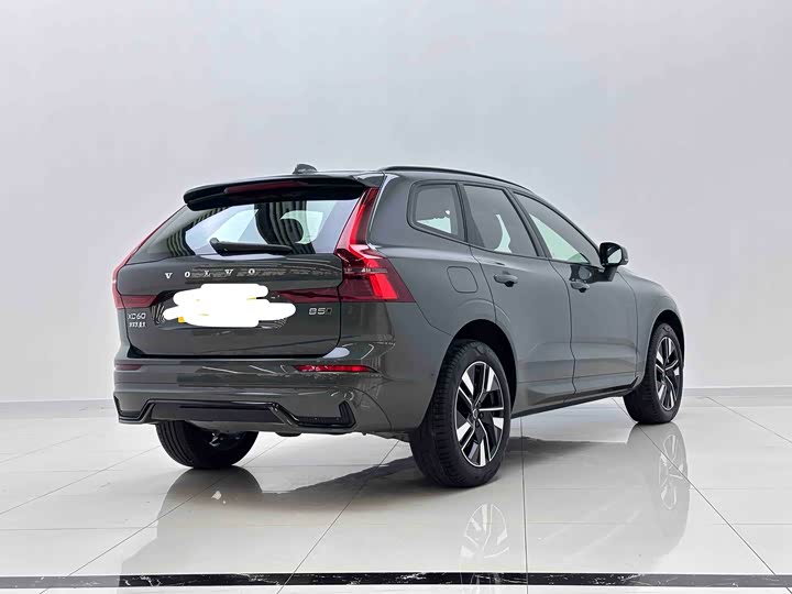 Volvo XC60 2026 2026款 B5 四驱智远运动版
