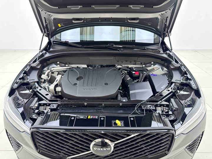 Volvo XC60 2026 2026款 B5 四驱智远运动版