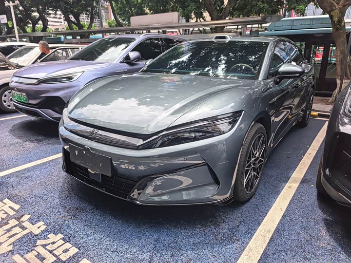 2025 BYD Han L